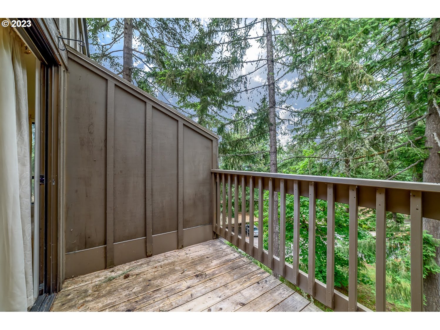 156 Treehill Loop Eugene, OR 97405 - Photo 21 of 22 Gallery Image 21