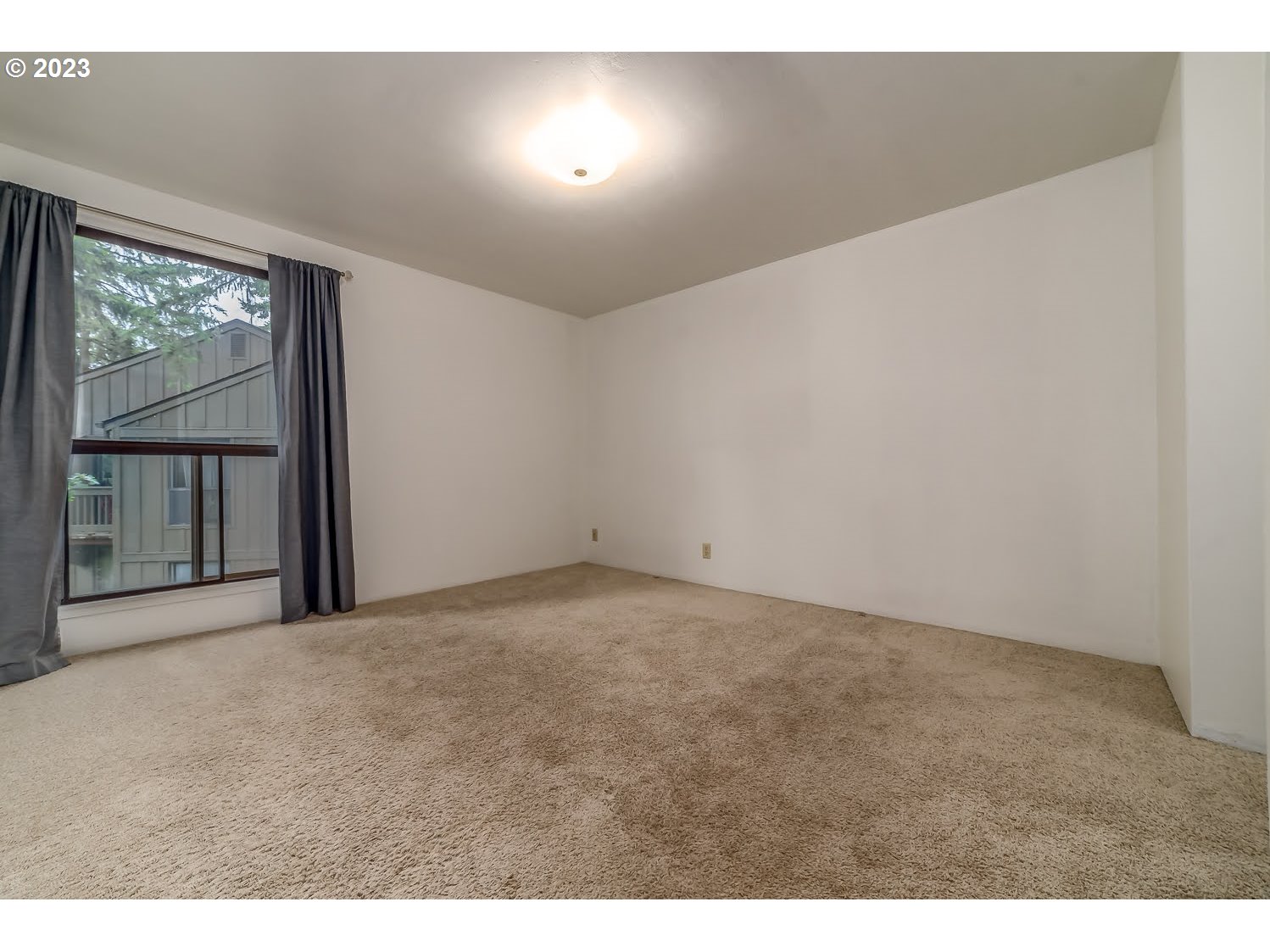 156 Treehill Loop Eugene, OR 97405 - Photo 5 of 22 Gallery Image 5