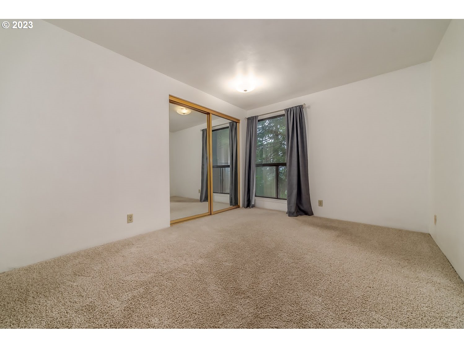 156 Treehill Loop Eugene, OR 97405 - Photo 7 of 22 Gallery Image 7