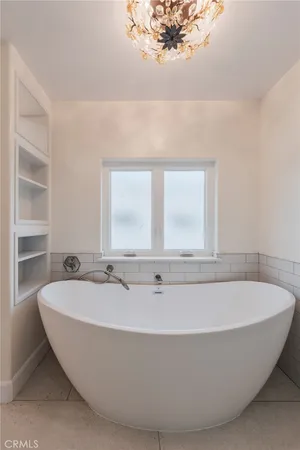 $11,750 | 1140 Laurel Avenue, Manhattan Beach, CA 90266