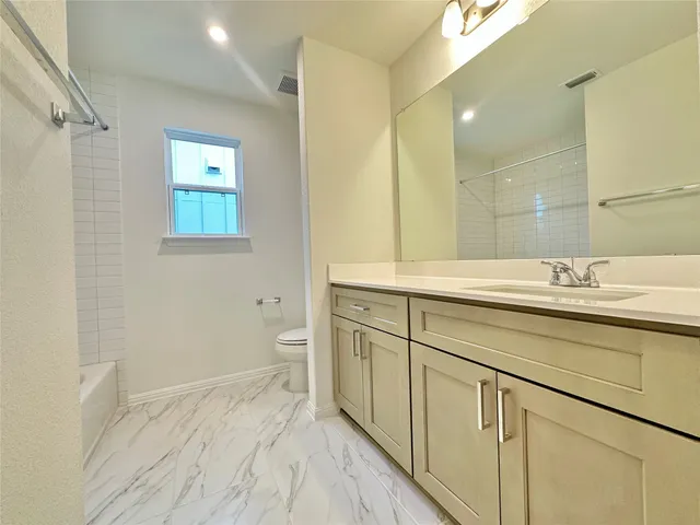 $339,999 | 380 Young Street, Buda, TX 78610