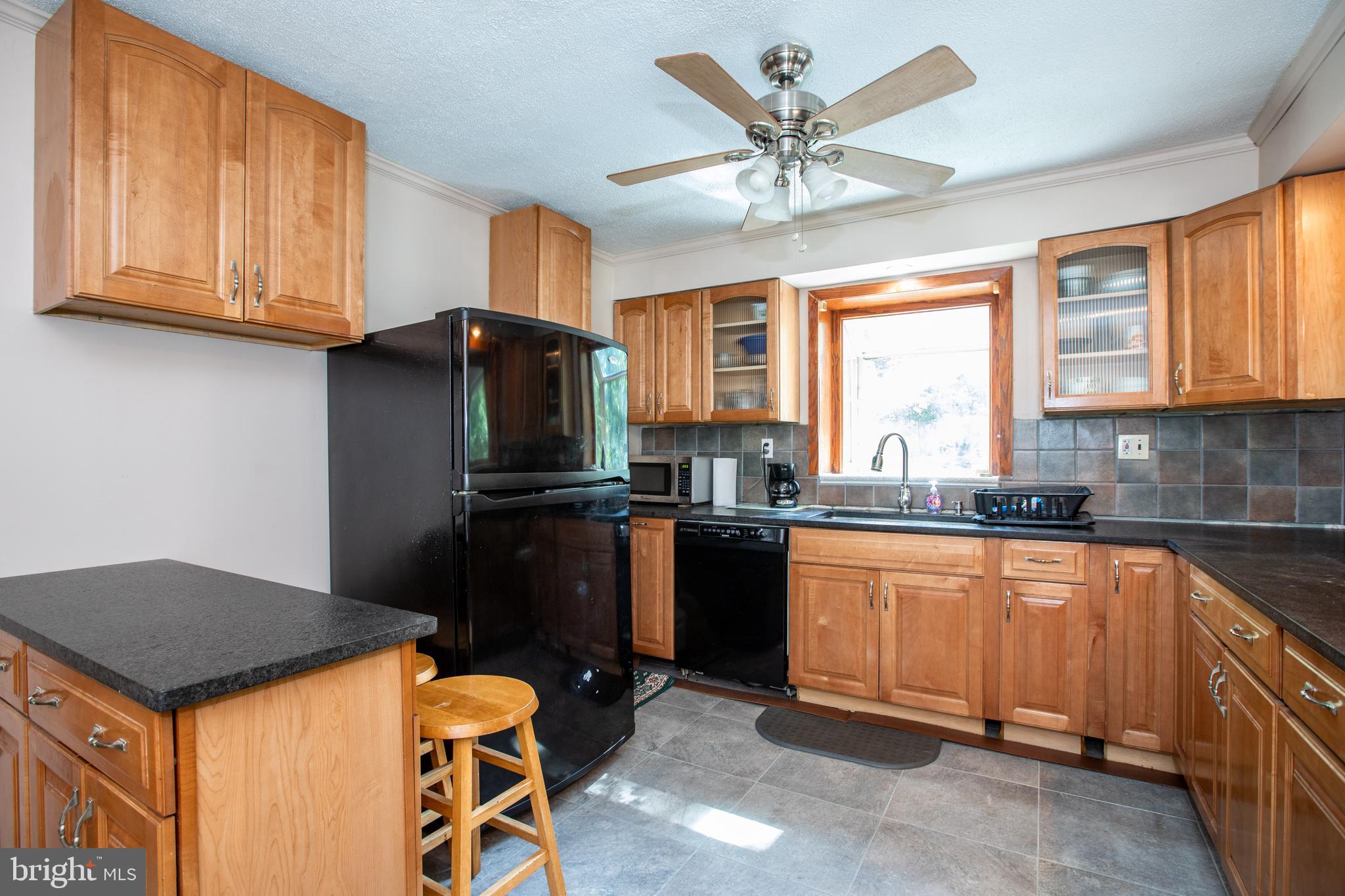 1757 Linvale Harbourton Road Lambertville, NJ 08530 - Photo 7 of 36