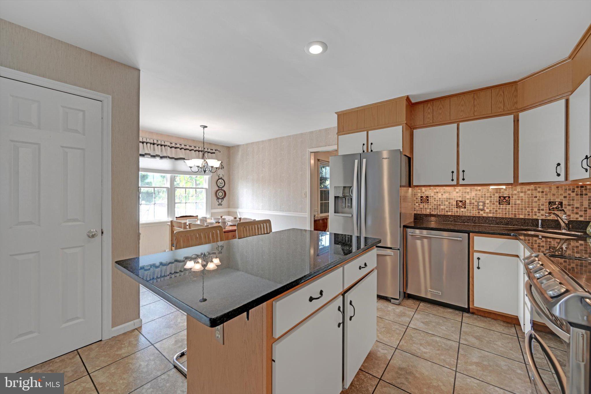 45 Flint Ridge Drive Reading, PA 19607 - Photo 8 of 28