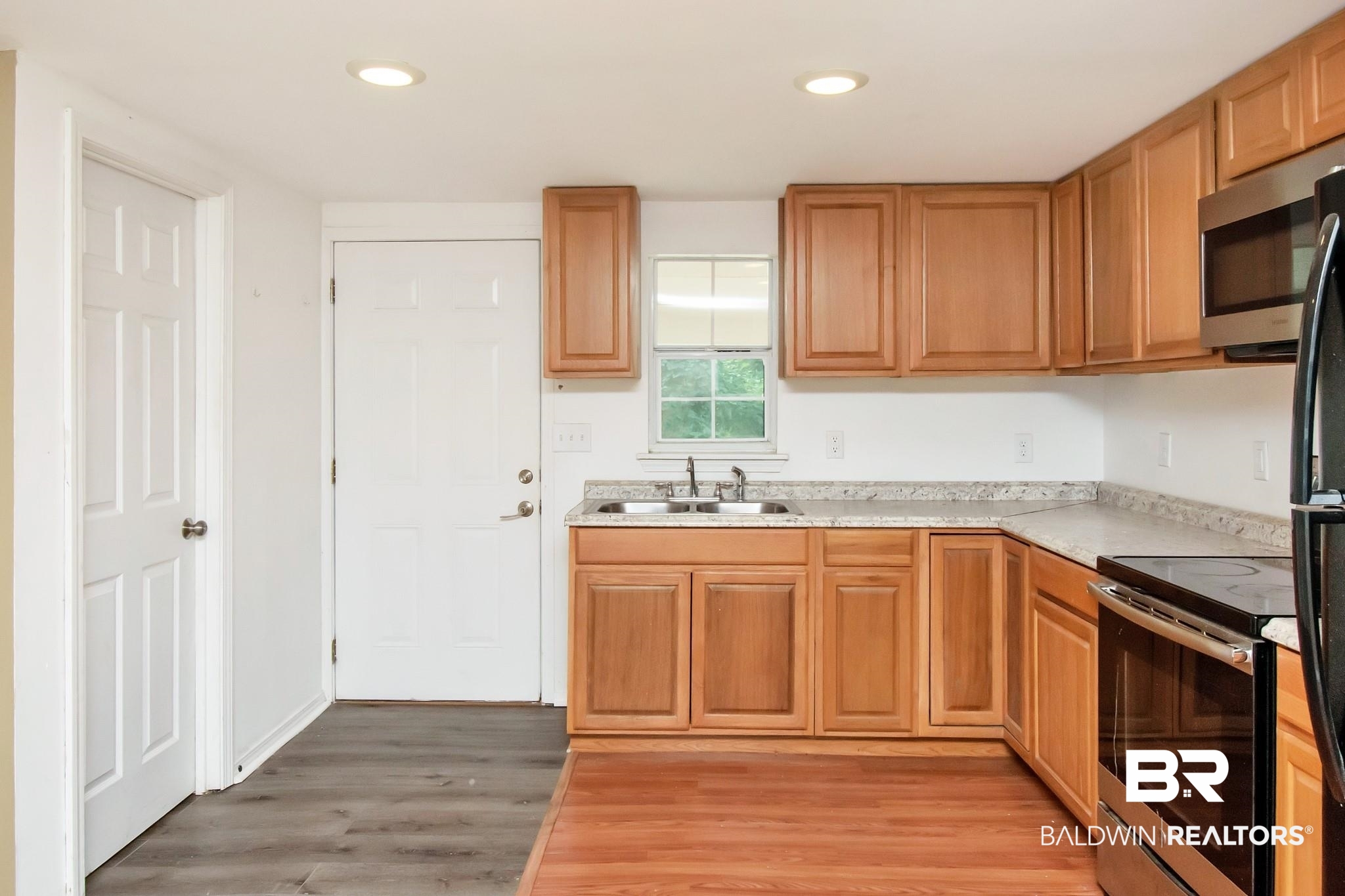 12451 A Smith Road Grand Bay, AL 36541 - Photo 13 of 24