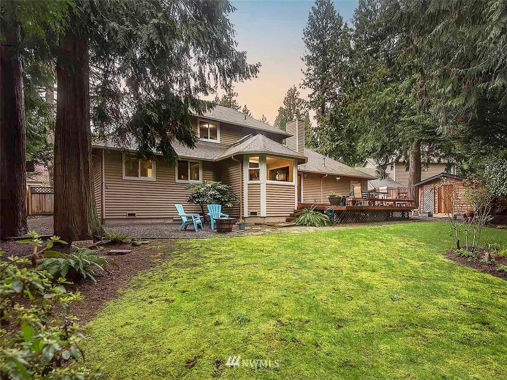 129 200th Place Southeast Bothell, WA 98012 - Photo 3 of 40 a front view of house with yard and seating area