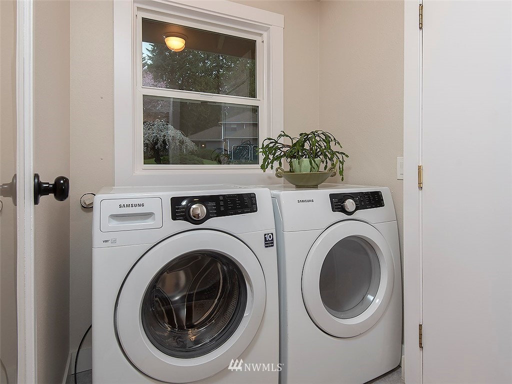 129 200th Place Southeast Bothell, WA 98012 - Photo 36 of 40