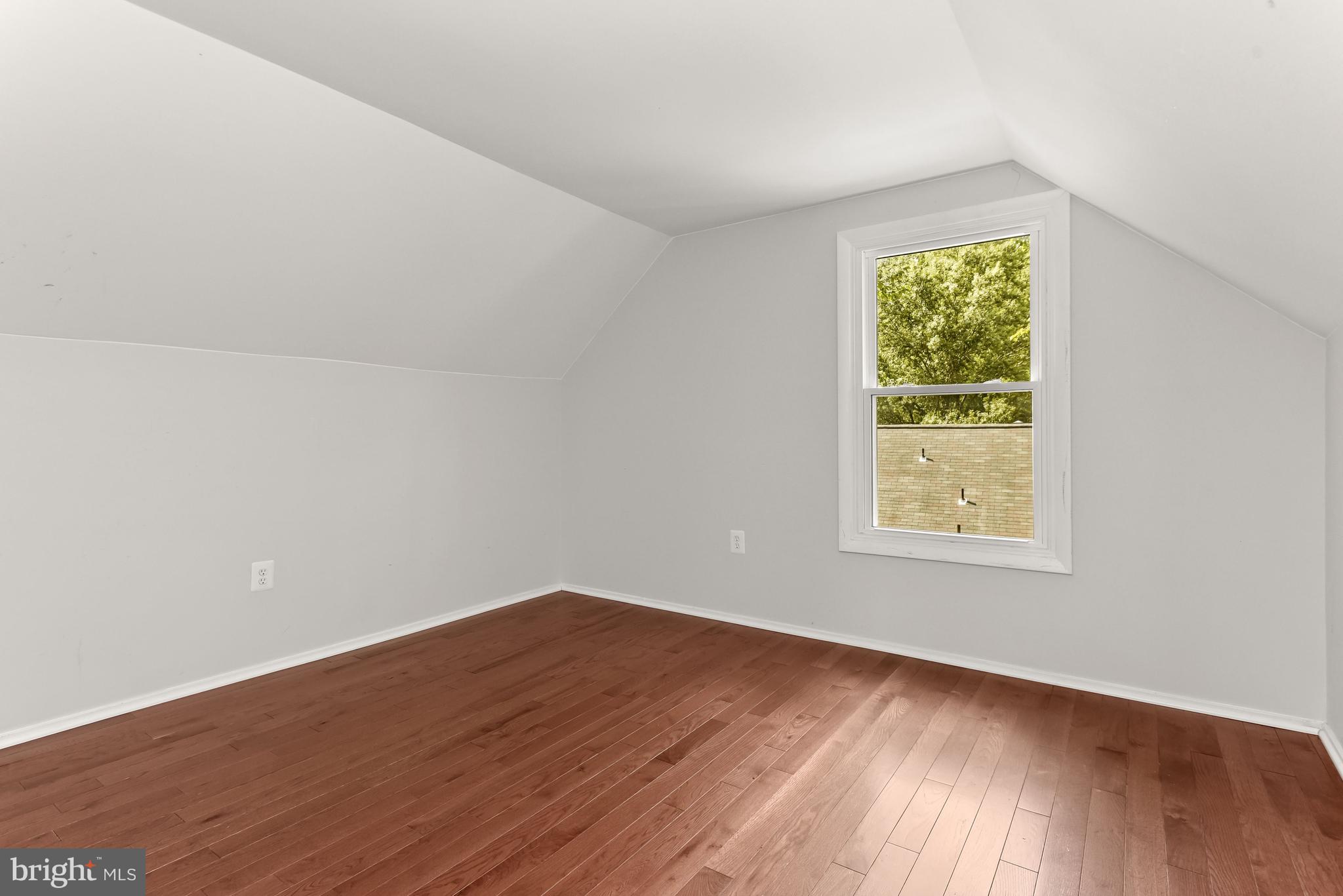 10104 Stoneybrook Drive Silver Spring, MD 20910 - Photo 16 of 37 Bedroom