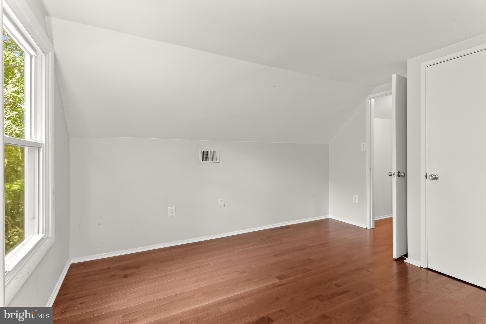 10104 Stoneybrook Drive Silver Spring, MD 20910 - Photo 17 of 37 Bedroom