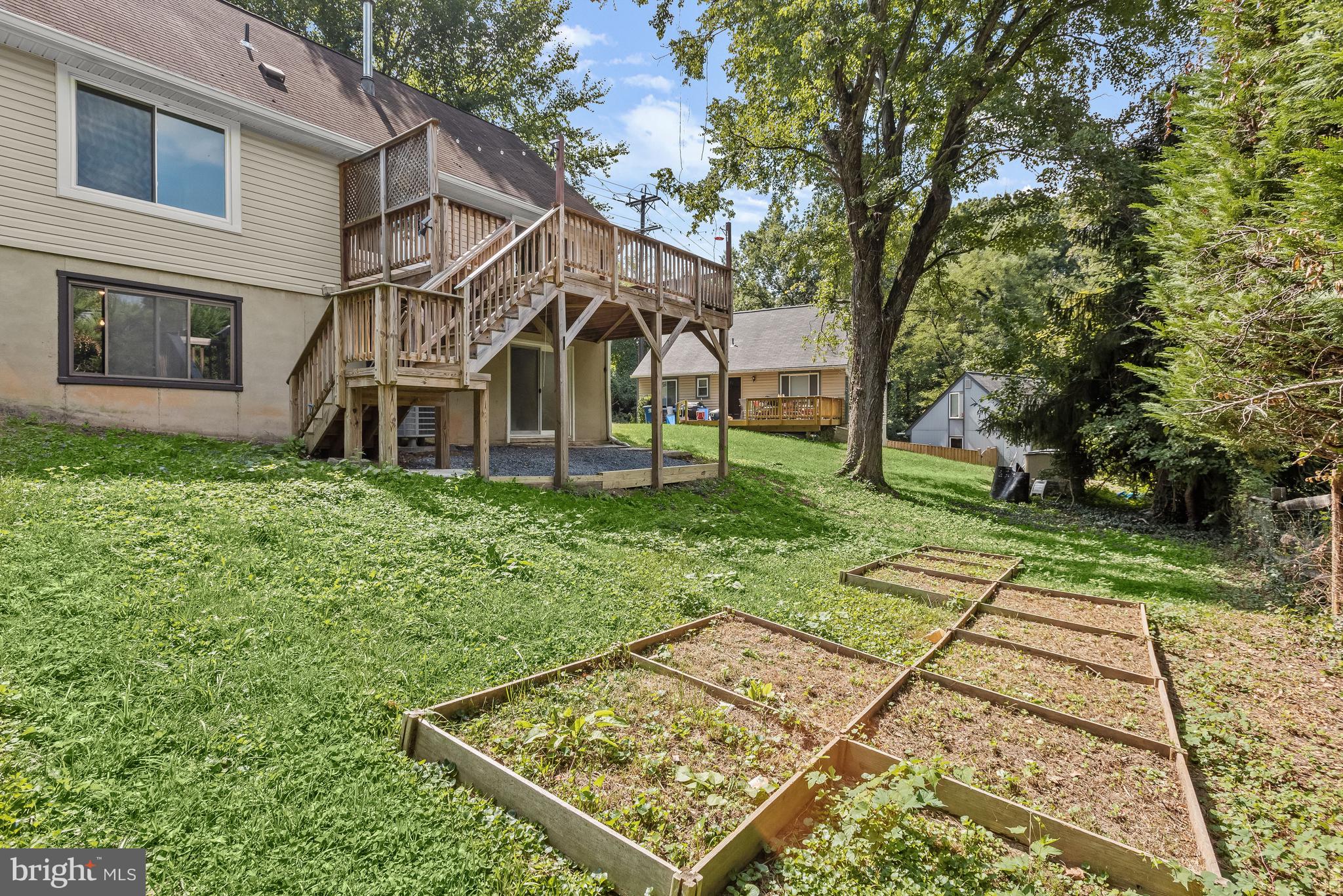 10104 Stoneybrook Drive Silver Spring, MD 20910 - Photo 28 of 37 Backyard