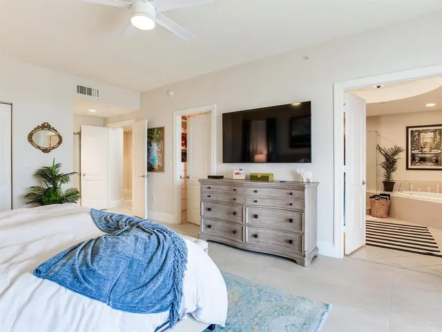 $13,500 | 4201 Bayshore Boulevard, Unit 604, Tampa, FL 33611