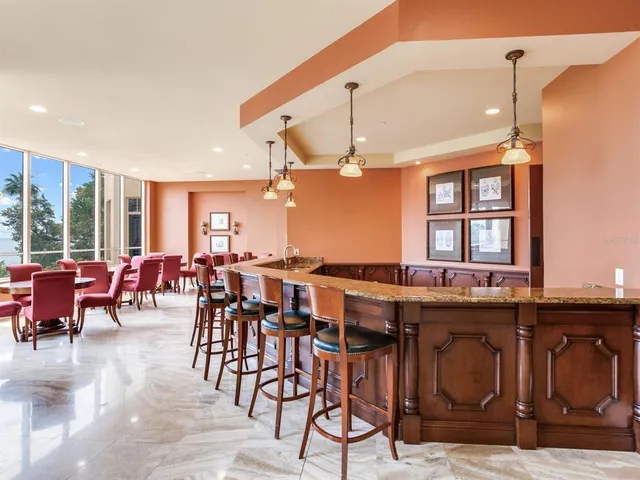 $13,500 | 4201 Bayshore Boulevard, Unit 604, Tampa, FL 33611