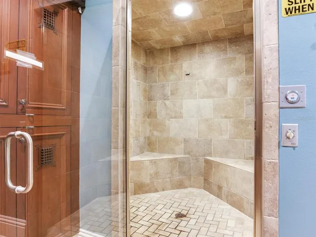 $13,500 | 4201 Bayshore Boulevard, Unit 604, Tampa, FL 33611