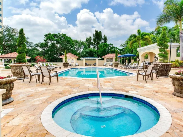 $13,500 | 4201 Bayshore Boulevard, Unit 604, Tampa, FL 33611