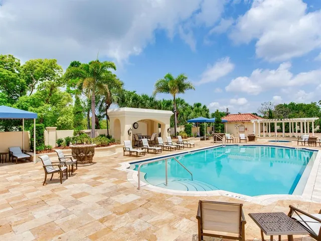 $13,500 | 4201 Bayshore Boulevard, Unit 604, Tampa, FL 33611