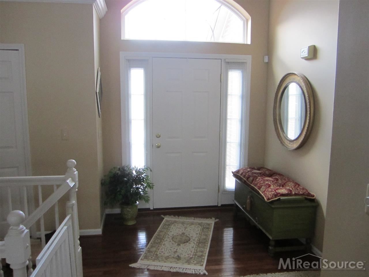 1024 Churchill Circle Rochester, MI 48307 - Photo 6 of 24