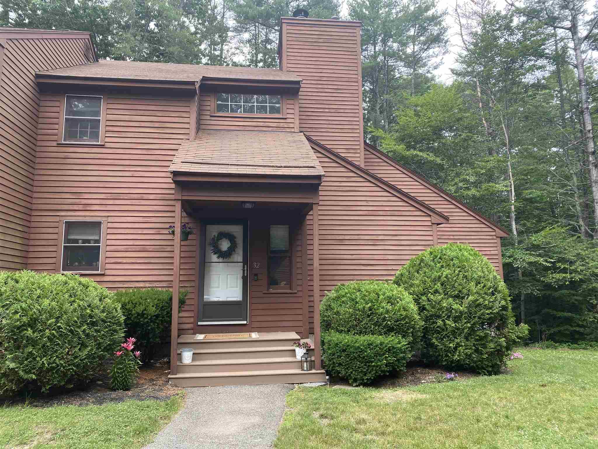 32 Kirriemuir Road Stratham, NH 03885 - Photo 1 of 17
