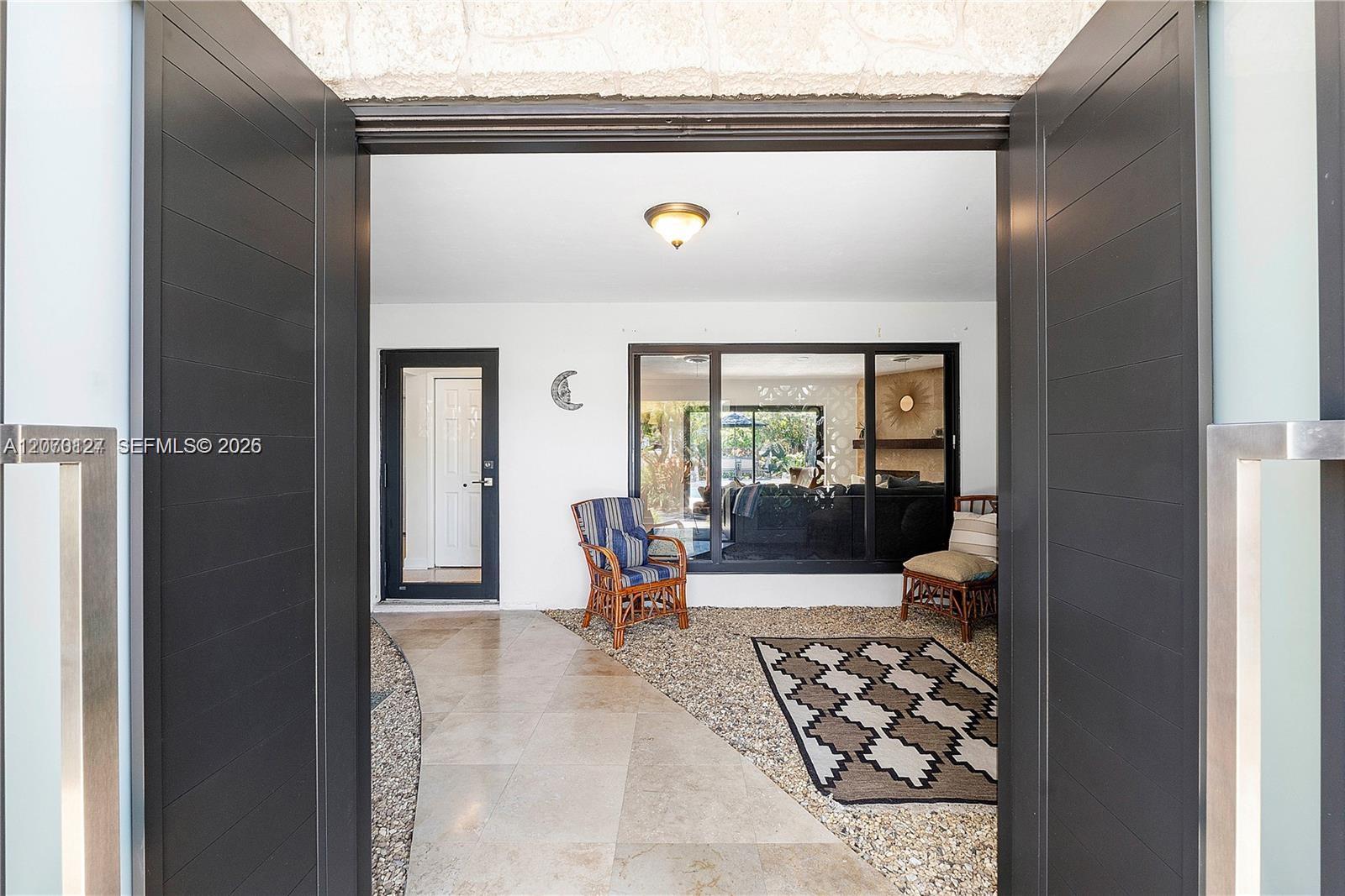 3700 West Park Road Hollywood, FL 33021 - Photo 2 of 33 Gallery Image 2