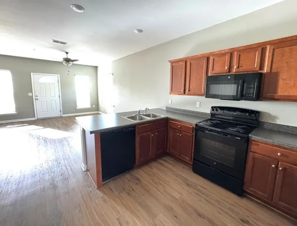 $212,900 | 2281 Del Carmel Way, Unit 1101, Tallahassee, FL 32303