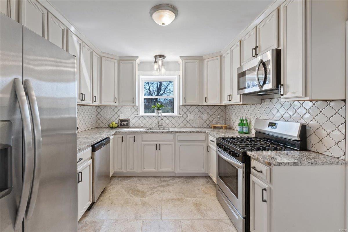 1450 Ronald Drive St. Louis, MO 63119 - Photo 12 of 31