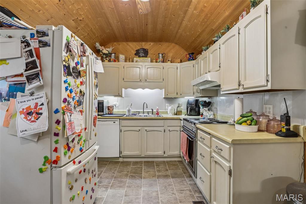 515 East 3rd N Street Mount Olive, IL 62069 - Photo 14 of 39