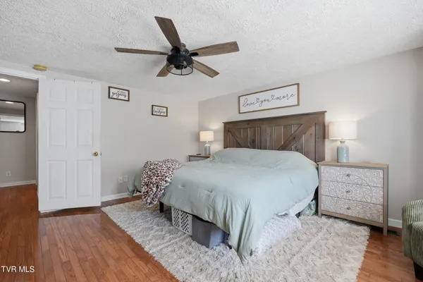 $369,900 | 2222 Shenandoah Drive, Big Stone Gap, VA 24219