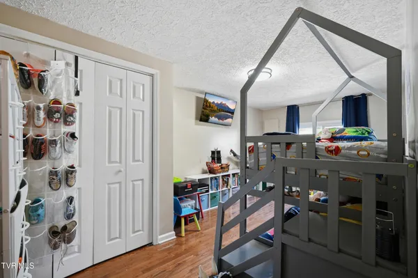 $369,900 | 2222 Shenandoah Drive, Big Stone Gap, VA 24219