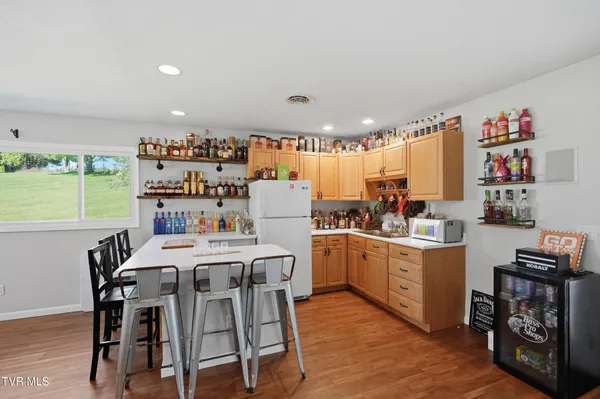 $369,900 | 2222 Shenandoah Drive, Big Stone Gap, VA 24219