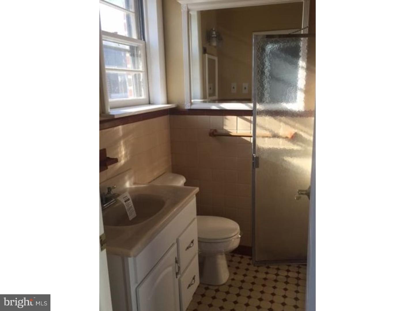 563 Wanamaker Road Abington, PA 19046 - Photo 8 of 11 Gallery Image 8