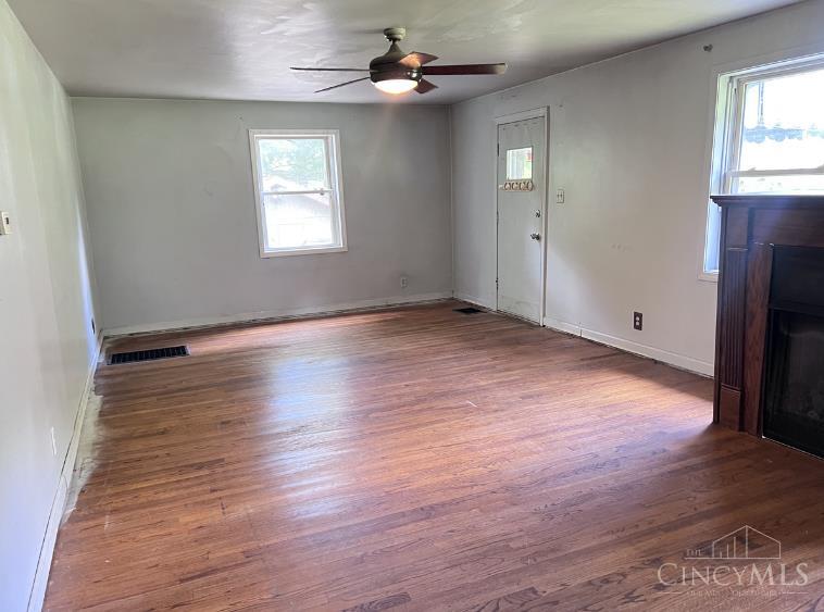 3352 9 Mile Road New Richmond, OH 45157 - Photo 3 of 23