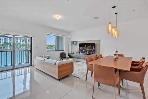 $1,399,000 | 4703 Northwest 84th Court, Doral, FL 33166