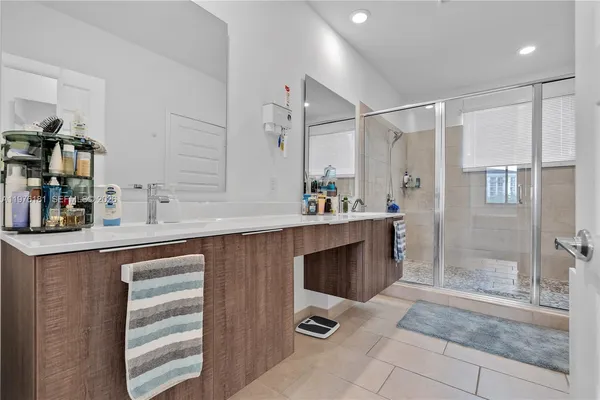 $1,399,000 | 4703 Northwest 84th Court, Doral, FL 33166