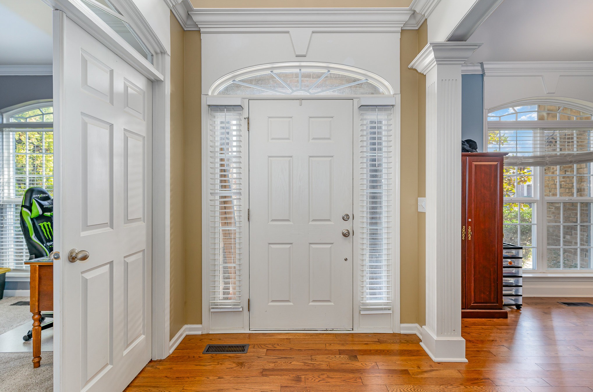 242 Foundry Circle Murfreesboro, TN 37128 - Photo 5 of 26 a view of a entryway door