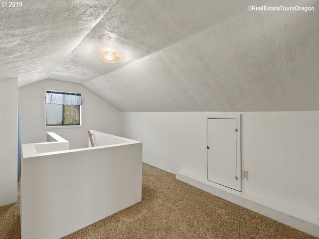 24311 South Larkin Road Beavercreek, OR 97004 - Photo 20 of 31