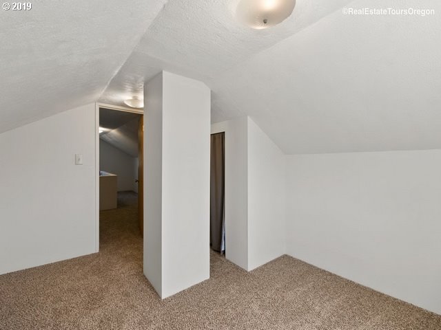 24311 South Larkin Road Beavercreek, OR 97004 - Photo 21 of 31 a view of an empty room