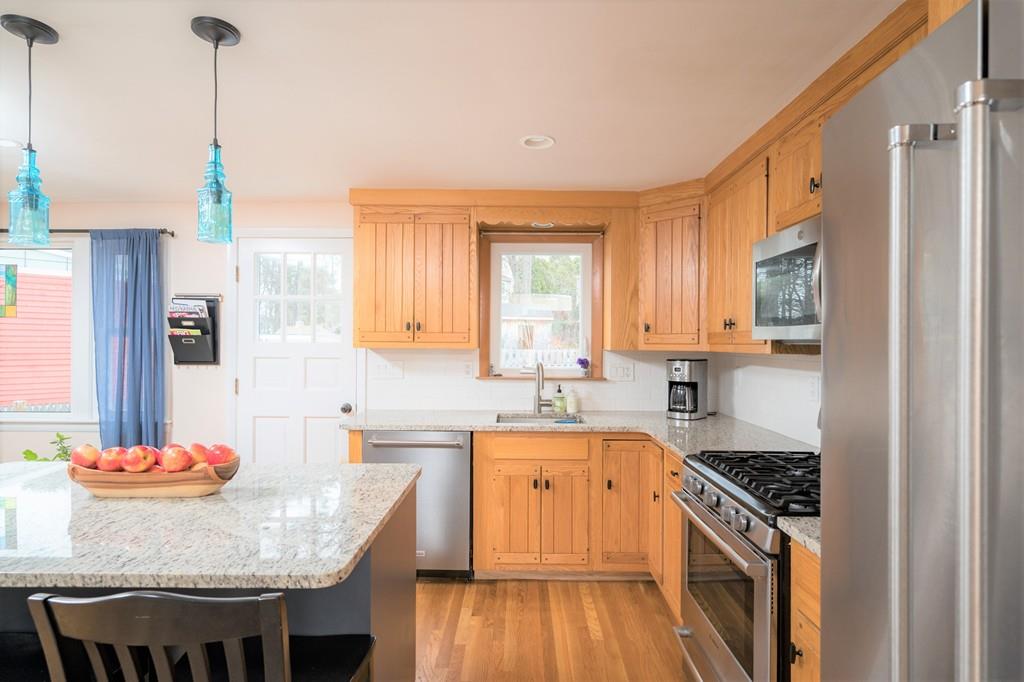 244 Lyman Road Milton, MA 02186 - Photo 9 of 40 Gallery Image 9