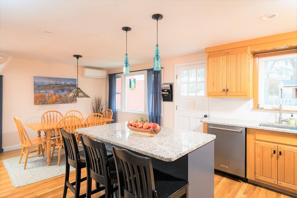 244 Lyman Road Milton, MA 02186 - Photo 10 of 40 Gallery Image 10
