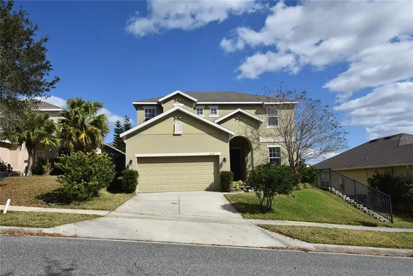 $2,475 | 2279 Sabastian Street, Mount Dora, FL 32757