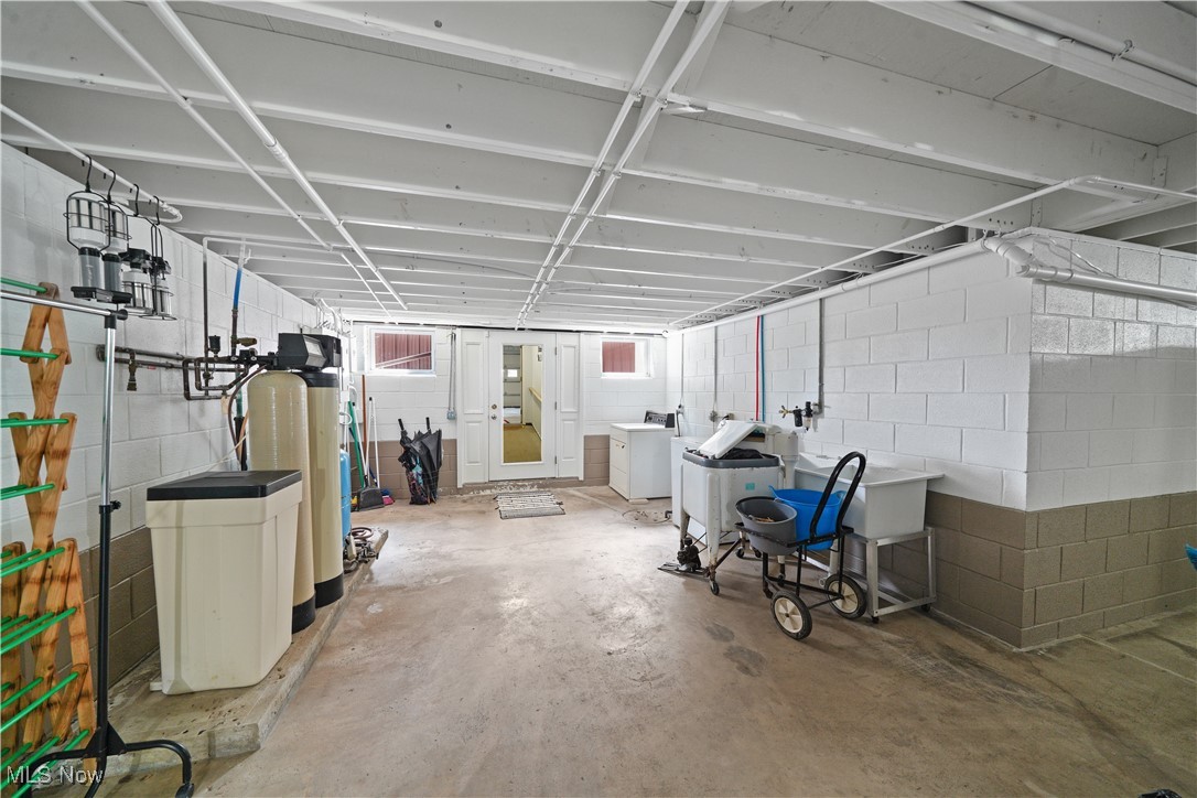 17660 Huntley Road Windsor, OH 44099 - Photo 22 of 50 Gallery Image 22