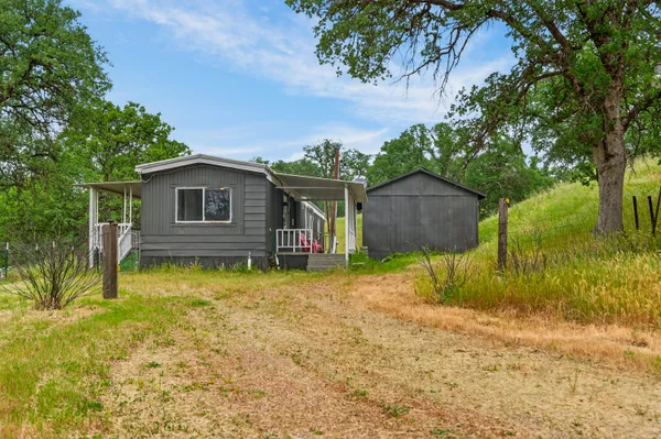 $319,900 | 17215 Deacon Lane, Cottonwood, CA 96022