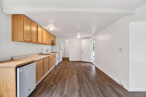 $319,900 | 17215 Deacon Lane, Cottonwood, CA 96022