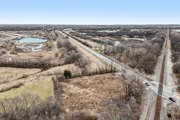 $130,000 | 8 Lockport Street, Plainfield, IL 60544