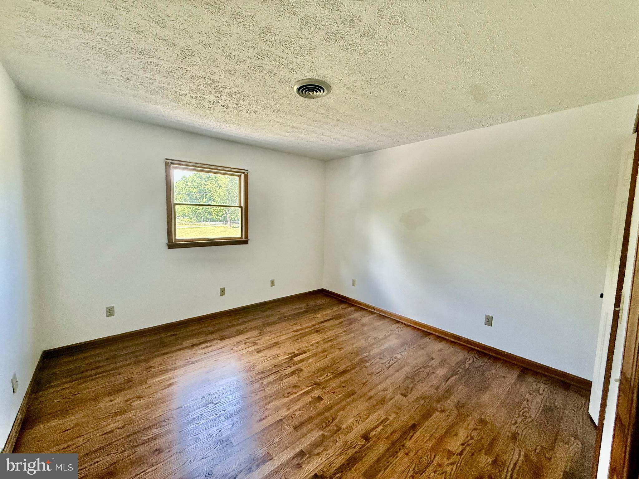 1503 Senseny Road Berryville, VA 22611 - Photo 23 of 42 Br3