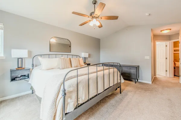 $359,500 | 1103 Hampton Lane, Yorkville, IL 60560
