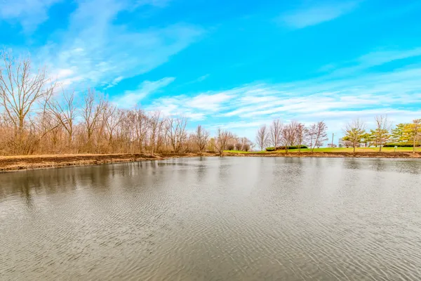 $359,500 | 1103 Hampton Lane, Yorkville, IL 60560