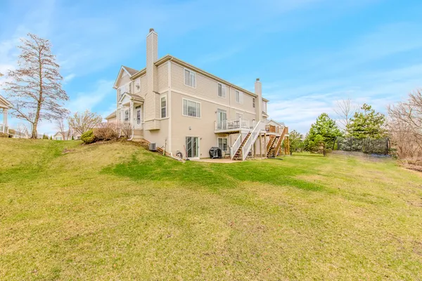 $359,500 | 1103 Hampton Lane, Yorkville, IL 60560