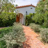 $7,900 | 1124 26th Street, Santa Monica, CA 90403