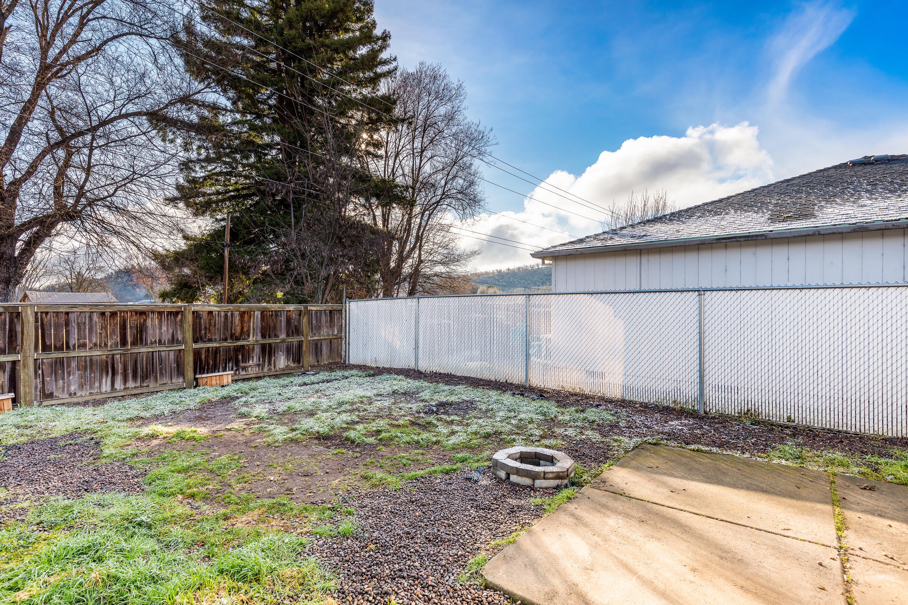 342 Sandi Way Eagle Point, OR 97524 - Photo 25 of 27 28
