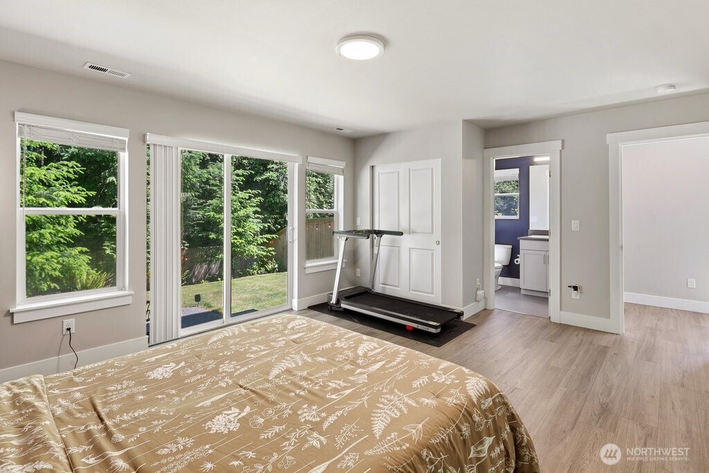 19611 3rd Drive Southeast, Unit 22 Bothell, WA 98012 - Photo 4 of 38