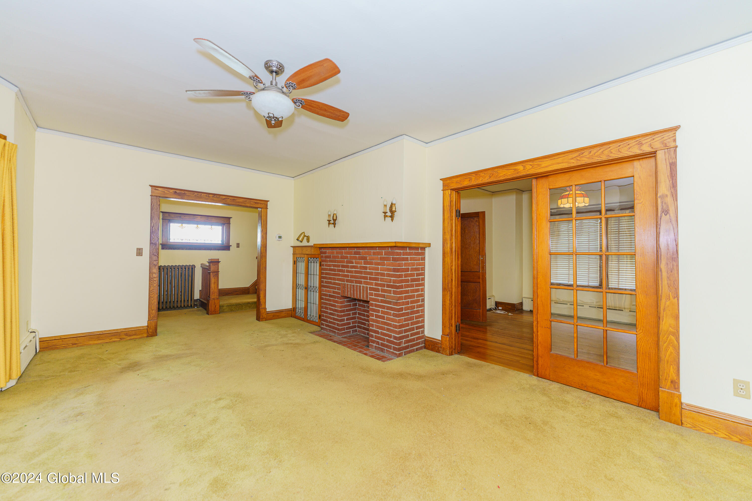 25 Rutland Street Albany, NY 12209 - Photo 10 of 37 2 Livingroom 4