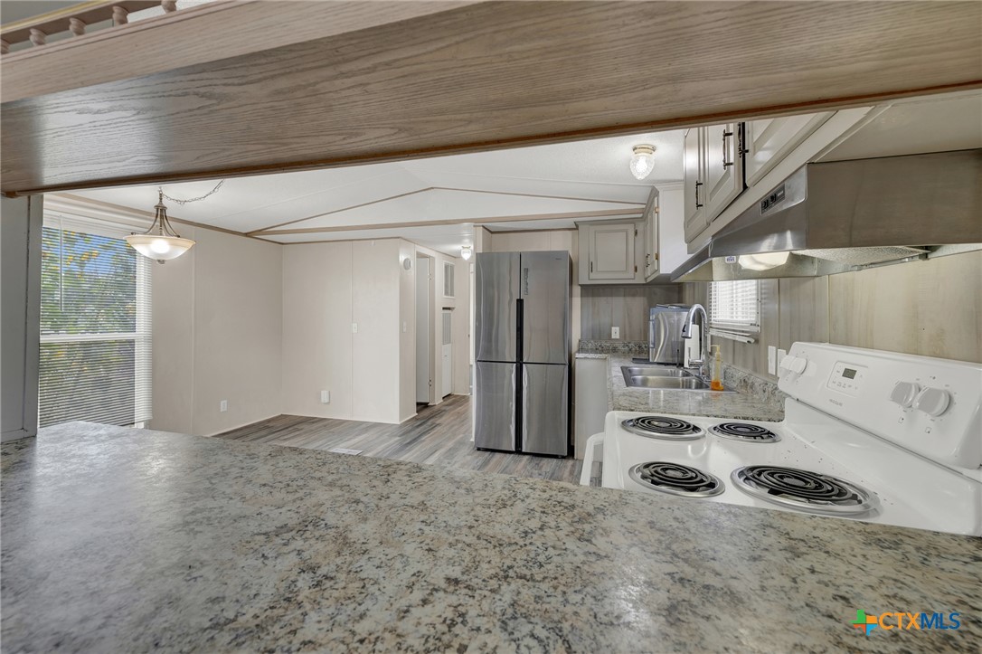 259 McKnight Road Seguin, TX 78155 - Photo 7 of 21